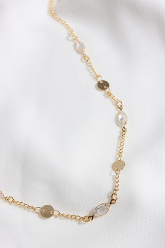 Badem Taşlı Pul Detay Gold Renk Zincir Kolye