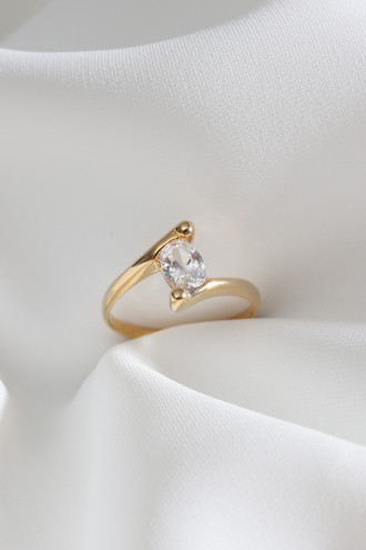 Oval Tek Taş Gold Renk Yüzük Oval Tek Taş Gold Renk Yüzük