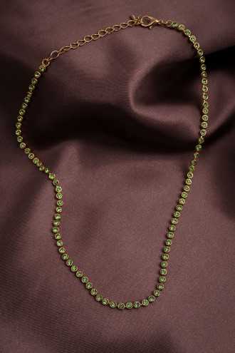 Yeşil Taşlı Tam Tur Gold Renk Kısa Kolye