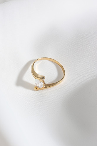 Oval Tek Taş Gold Renk Yüzük