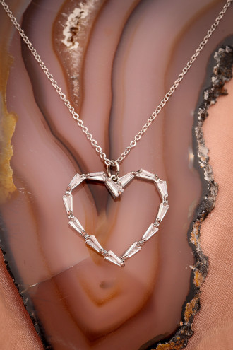 Gümüş Renk Baget Taşlı Kalp Kolye