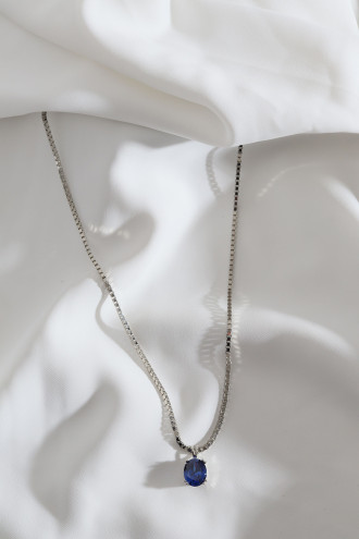 Lacivert Büyük Tek Taşlı Gümüş Renk Kolye