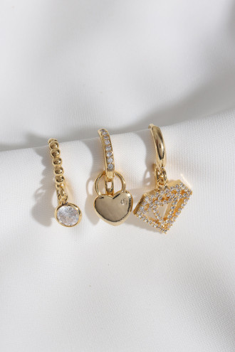 3'Lü Pırlanta Figürlü Gold Renk Küpe 3'Lü Pırlanta Figürlü Gold Renk Küpe