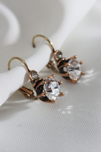 Beyaz Taşlı Tek Taş Otantik Küpe