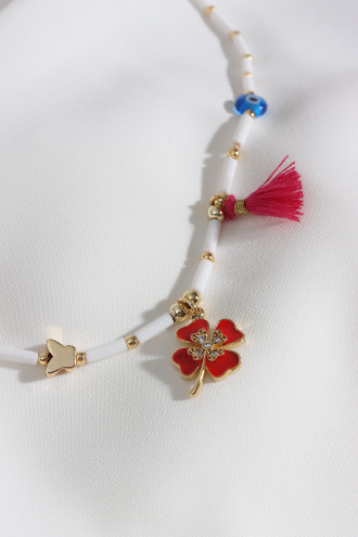 Yonca Uçlu Pembe Yıldızlı Beyaz Kolye