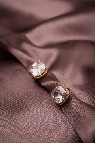 Zircon Taşlı Halkalı Tek Taş Küpe