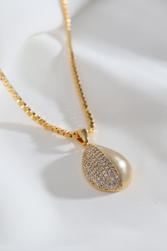 Yarı Taşlı Damla Şekil Gold Renk Kolye