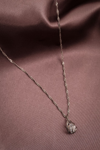 Kafesli Tek Taş Gümüş Renk Kolye