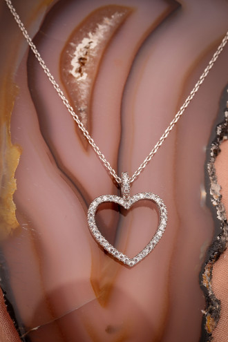 Zircon Taşlı Gümüş Renk Kalp Kolye