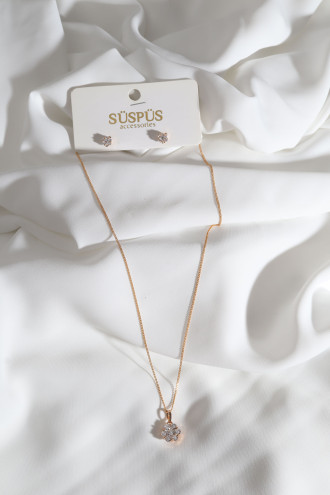 Gold Renk Çiçek Figürlü Kolye-Küpe Set