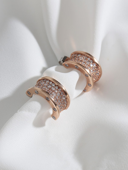 Zircon Taşlı Yarım Halka Rose Küpe Zircon Taşlı Yarım Halka Rose Küpe