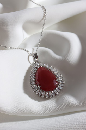 Büyük Bordo Taşlı Gümüş Renk Abiye Kolye
