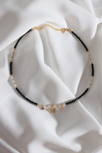 Kelebek Charmlı İnci Detay Siyah Boncuk Kolye