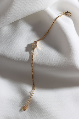 Zircon Taşlı Gold Renk Küçük Boy Fatma Ana Eli Bileklik