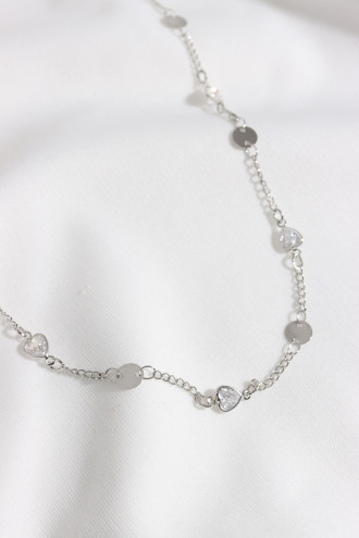 Kalp Taşlı Pul Detay Gümüş Renk Zincir Kolye