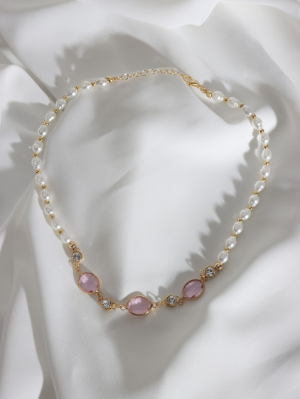 Pembe Oval Taşlı İnci Kolye