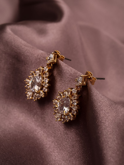 Zircon Taşlı Sallantılı Gold Renk Abiye Küpe
