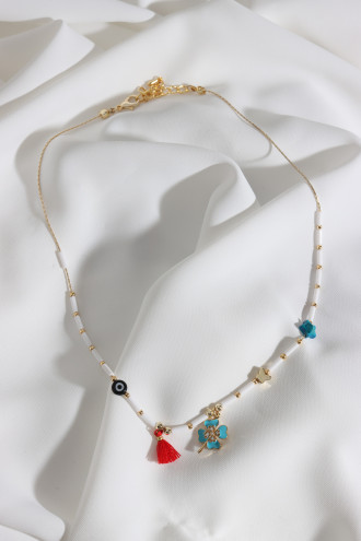 Yonca Uçlu Mavi Yıldızlı Beyaz Kolye Yonca Uçlu Mavi Yıldızlı Beyaz Kolye