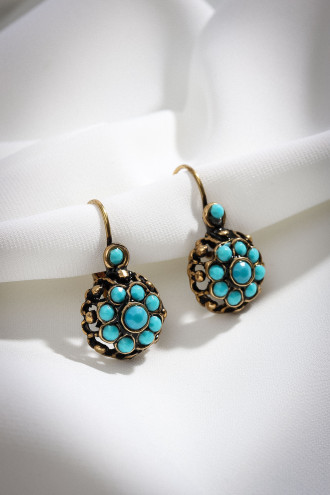 Mavi Taşlı Küçük Çiçek Otantik Küpe