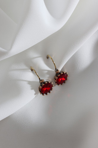 Oval Kırmızı Taşlı Otantik Küpe