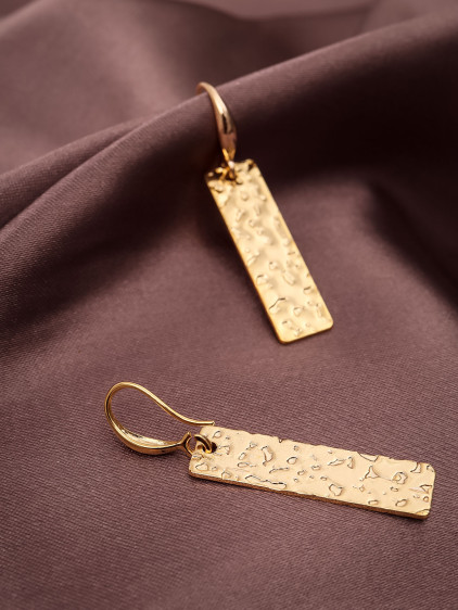 Ince Dikdörtgen Plaka Gold Renk Küpe