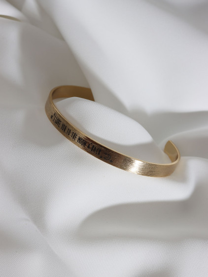 I Love You To The Moon and Back Yazılı Gold Renk Kararmaz Vip Bileklik