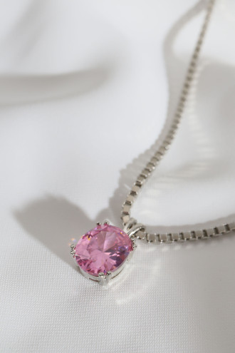 Pembe Büyük Tek Taşlı Gümüş Renk Kolye