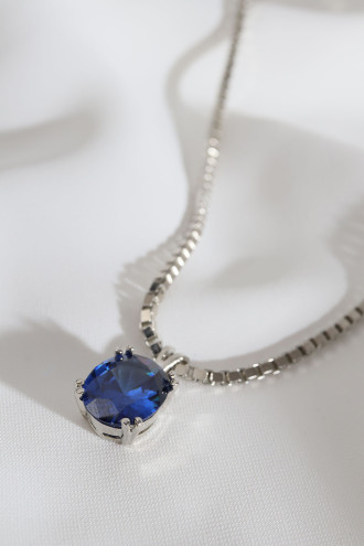 Lacivert Büyük Tek Taşlı Gümüş Renk Kolye