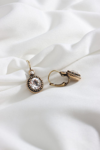 Beyaz Taşlı Yuvarlak Otantik Küpe