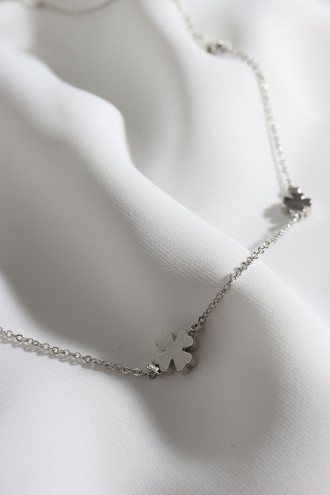 5 Yoncalı Gümüş Renk Kolye