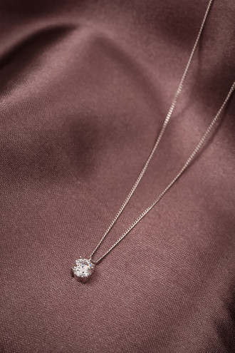 Büyük Teş Taş Gümüş Renk Kolye