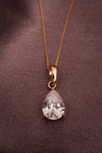 Damla Tektaş Gold Renk Kolye