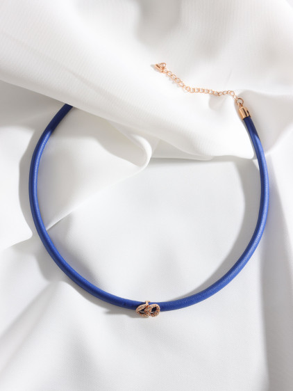 Mavi Yumuşak Deri Gold Renk Zircon Taşlı Choker