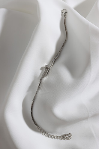 Gümüş Renk Zircon Taşlı Çivi Model Su Yolu Bileklik