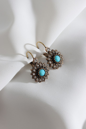 Mavi Taş Detaylı Kadın Otantik Küpe