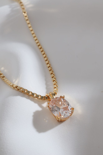 Beyaz Büyük Tek Taşlı Gold Renk Kolye