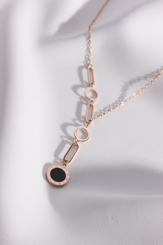 Rose Renk Çelik Süzme Siyah Mineli Kolye