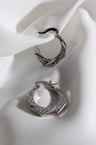 Dokulu Altıgen Gümüş Renk Halka Küpe