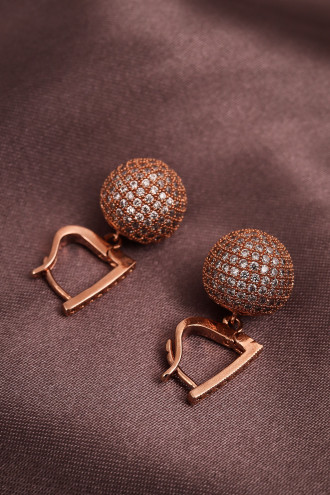 Tam Tur Taşlı Rose Top Küpe