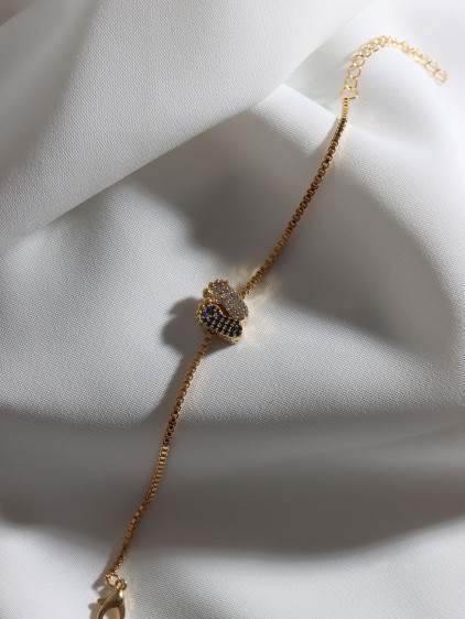 Beyaz-Lacivert Zircon Taşlı Ayak Figür Gold Renk Bileklik