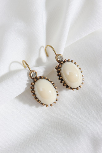 Krem Rengi Oval Otantik Küpe