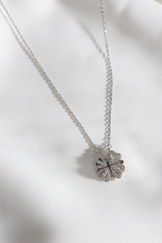 Çelik Yonca Kalp Mıknatıslı Açılıp Kapanabilir Gümüş Renk Kolye