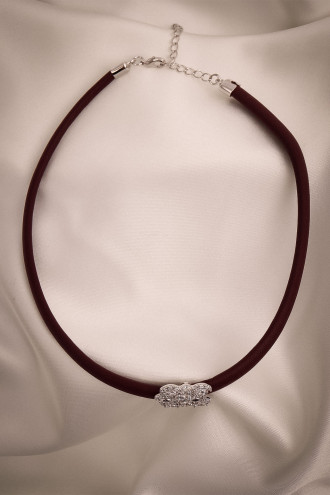 Bordo Yumuşak Deri Gümüş Renk Zircon Taşlı Choker