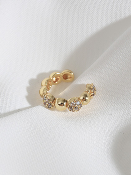 Çiçek Taşlı Sıkıştırmalı Tek Gold Renk Kıkırdak Küpe Çiçek Taşlı Sıkıştırmalı Tek Gold Renk Kıkırdak Küpe