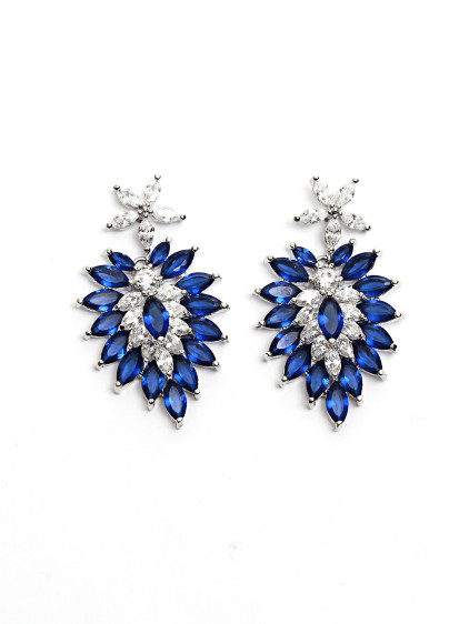 Lacivert Taşlı Sallantılı Zircon Taşlı Küpe