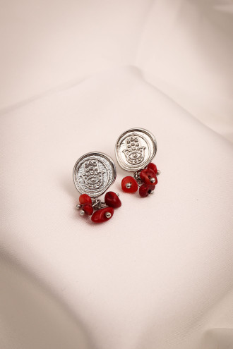 Kırmızı Doğal Taş Sallantılı Fatma Ana Eli Gümüş Renk Küpe