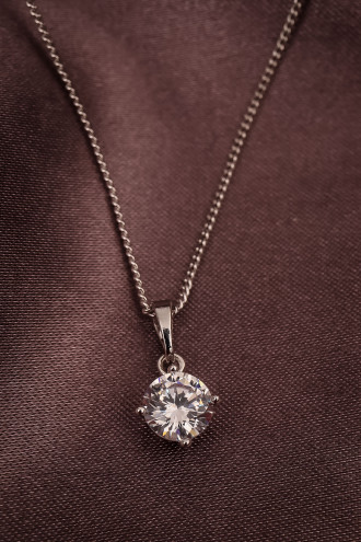 Kare Tek Taş Gümüş Renk Kolye