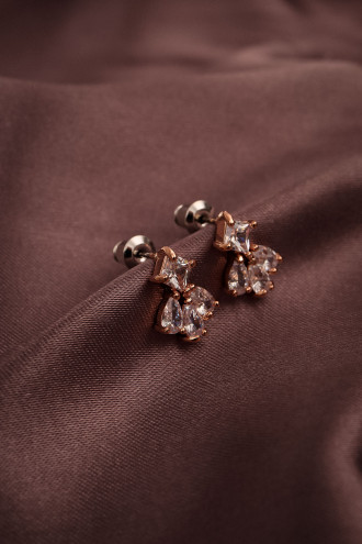 Zircon Taşlı Rose Küpe Zircon Taşlı Rose Küpe