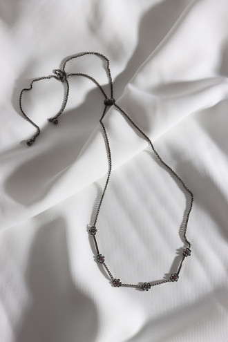 Çiçek Figürlü Asansörlü Zircon Taşlı Antarasit Renk Abiye Kolye