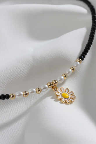 Siyah Boncuklu Papatya Figür Çıtır Kolye